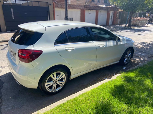 Mercedes Benz, A200