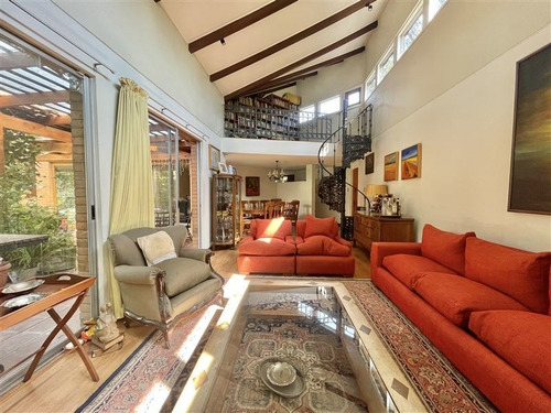 Imagen 4 de 27 de Venta Casa Vitacura Pasaje: Las Encinas