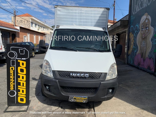 Imagem 4 de 25 de Iveco Daily 35s14 2013 Bau