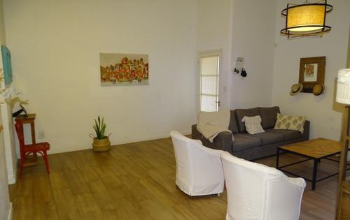 Imagen 6 de 16 de Casa En Planta Baja Zona Legislatura