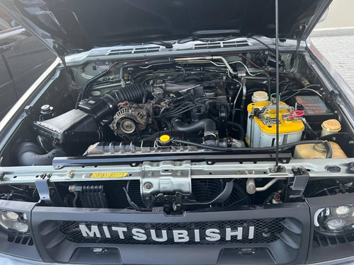 Mitsubishi Montero Dakar Sincronica 4x4