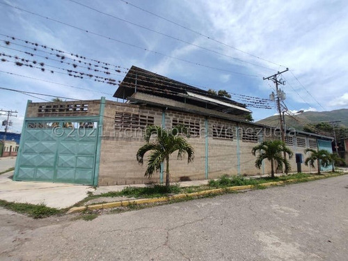 Galpón En Venta En El Consejo Aragua 23-9545 Dc