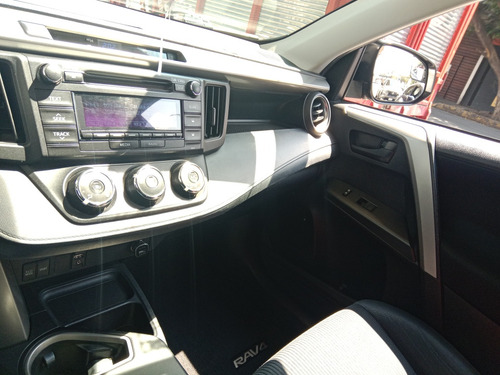 Toyota RAV4 2.5 Le At