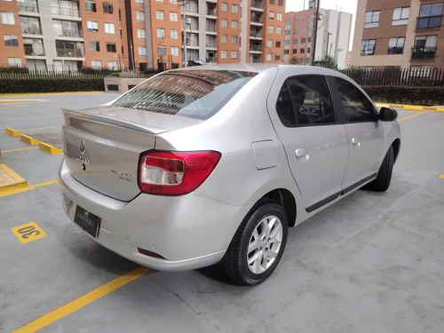 Renault Logan 1.6 Privilege / Intens