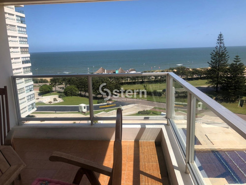Imagen 3 de 30 de Venta Apartamento 3 Dormitorios Y Dependencia, Playa Mansa, Punta Del Este
