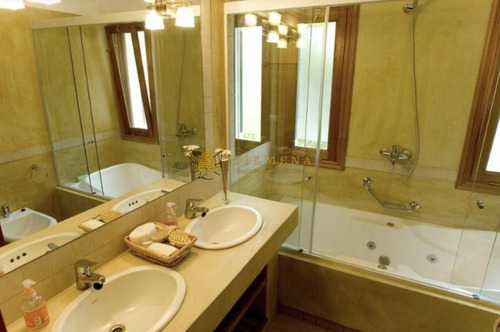 Casa En El Golf - Consulte !!!!!- Ref: 3405