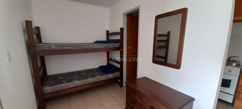 Imagen 8 de 9 de Apartamento En Venta Anual De 1 Dormitorio Y Medio Con Cochera En Peninsula - Punta Del Este
