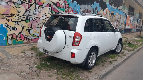 Chery Tiggo 1.6 F2 Confort 4x2 125cv 2015