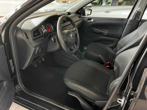 Imagen 4 de 12 de Volkswagen Gol Trend 2019 1.6 Trendline 101cv