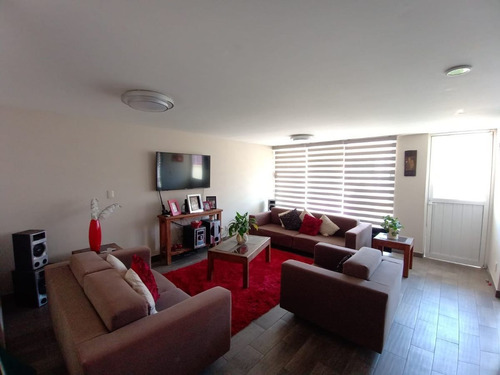 Casa En Venta En Floresta Coyoacan.