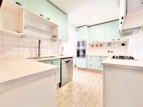 Casa Venta 5 Dormitorios, 5 Estacionamientos Y Piscina Ñuñoa