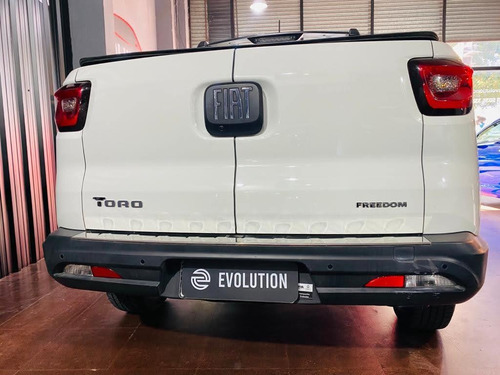 Imagen 11 de 11 de Fiat Toro Freedom 4x2 At 1.8n