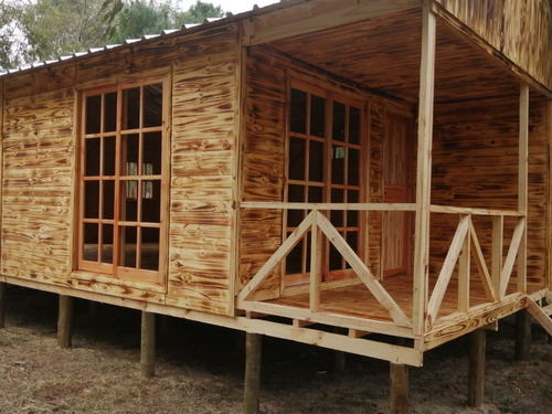 Cabañas Madera (prefabric.) Contemporáneas Bajo 