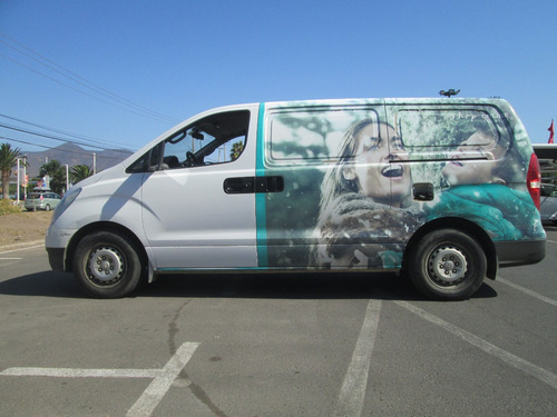Hyundai H-1