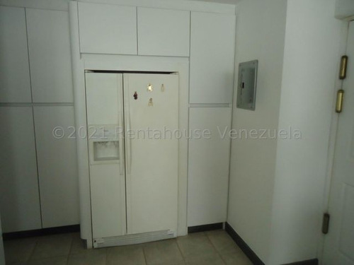 Imagen 13 de 28 de Mayerling Gonzalez Bm Vende Casa Lagunita Country Club Mls #23-4328