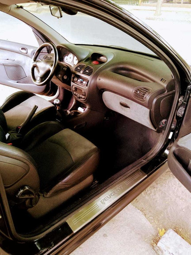 Peugeot 206 2001 2.0 Gti