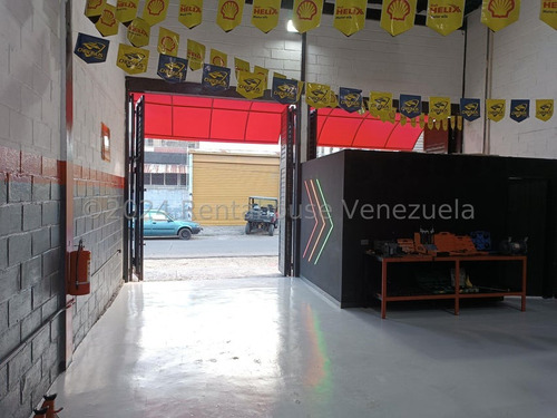 En Venta Negocio Del Sector Automotriz, Multiservicios Venta De Repuestos, Suspensión, Auto Periquitos, Lubricantes Y Afines.cuenta Con Los Equipos Listos Para Iniciar Las Operaciones.totalmente Nuevo