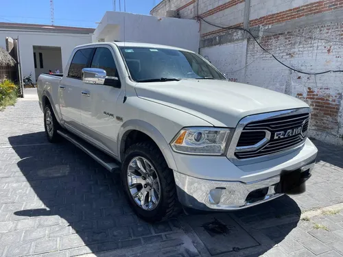 Dodge LARAMIE 5.7 Laramie Mcab 4x4 Mt