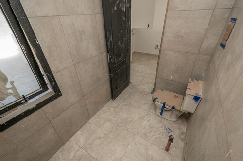 Venta Duplex 2 Amb Con Terraza Y Cochera. Financia