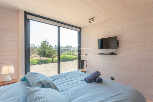 Casa En Venta De 3 Dorm. En Pichilemu