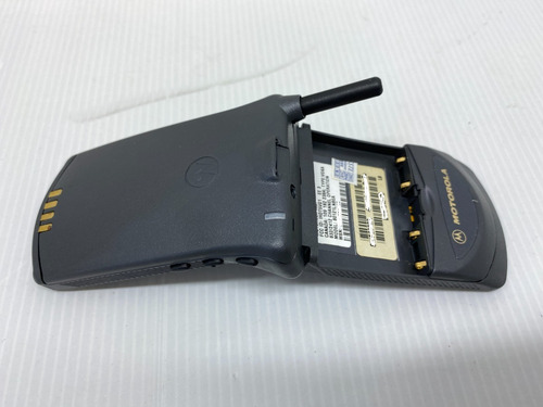 Imagem 6 de 8 de Celular Motorola Startac 1a Geração Sem Uso Colecionador
