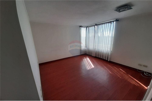 Imagen 13 de 19 de Amplio Departamento Cuadro Verde/ Av. Las Parcelas