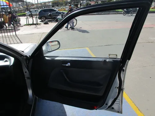 Honda Accord 2.2 Ex 5 p