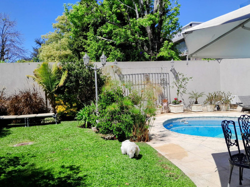 Casa En Venta En Martinez De Libertador Al Rio.