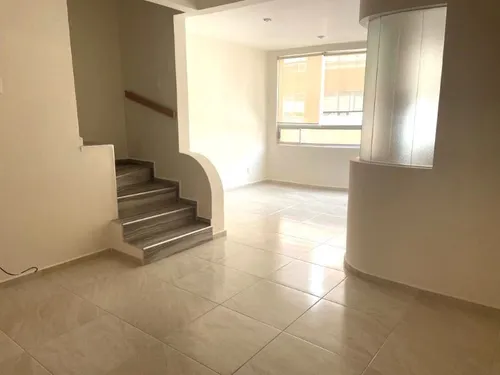 General Anaya. Venta Casa En Condominio