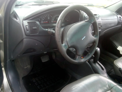 Imagem 3 de 11 de Fiat Marea 2003