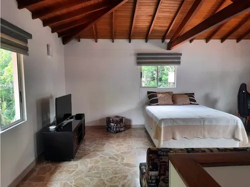 Casa Amoblada En Arriendo Poblado Los Naranjos
