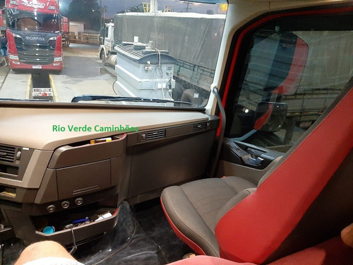 Imagem 5 de 7 de Volvo Fh540 6x4