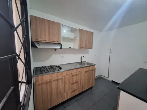 Casa En Venta En Floresta. Cod V12387