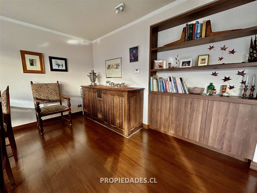 Departamento En Venta De 4 Dorm. En Lo Barnechea