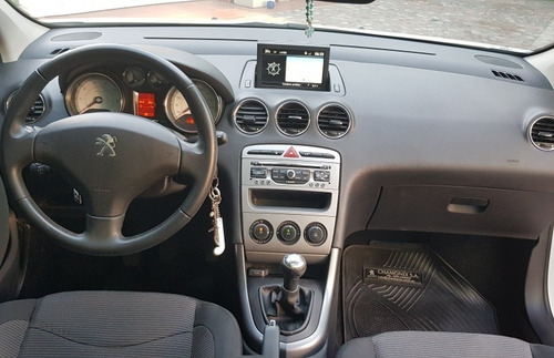 Peugeot 308 1.6 Allure Nav 115cv 2015