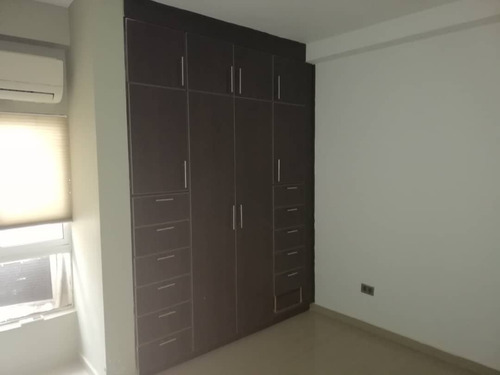 Imagen 4 de 13 de H.a Apartamento En Venta El Doral Country El Rincón 58 M²