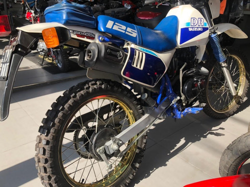 Imagen 8 de 13 de Suzuki Dr 125 Impecable Sin Restaurar De Colección Delisio