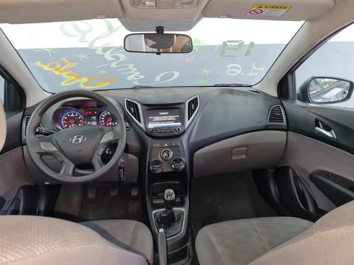 Imagem 7 de 8 de Hyundai Hb20 S 1.6 Confort Plus