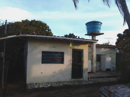 Imagen 4 de 14 de Se Vende Casa 380m2 Margarita El Espinal