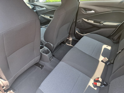 Chevrolet Onix 1.0t Ls Mt