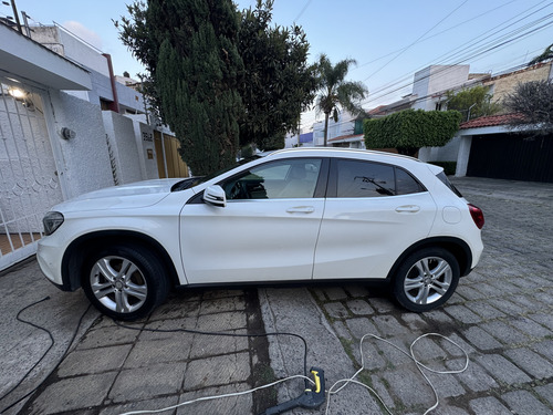 Mercedes-Benz Clase GLA 1.6 200 Cgi At