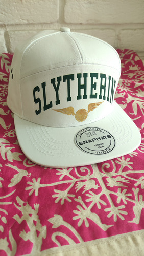 Gorra Slytherin Harry Potter Hogwarts Quidditch Team Snitch