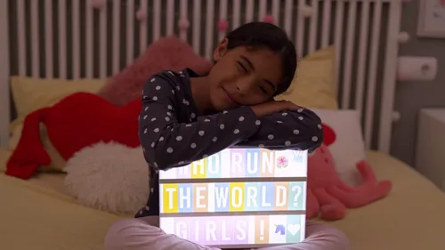 Cinema Light Box Bonnyco Pink W/ 400 Letters & Emojis + 2 Ma
