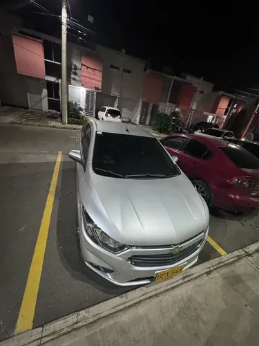 Chevrolet Onix 1.0t Automática