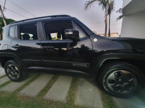 Imagem 2 de 10 de Jeep Renegade 2016 2.0 Sport 4x4 Aut. 5p