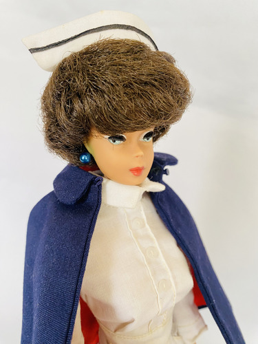 Barbie Bubble Cut Enfermera De Los 60s (Usado)