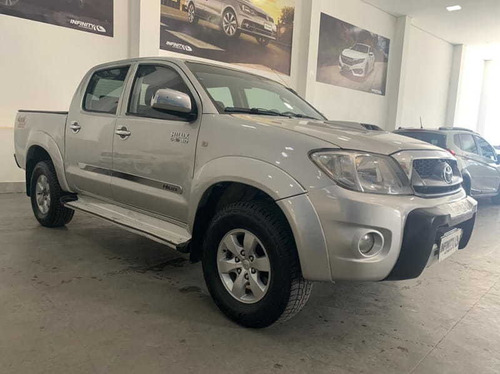 Imagem 1 de 15 de Toyota Hilux 3.0 Cd Dsl 4x4 Srv At Vsc 2011