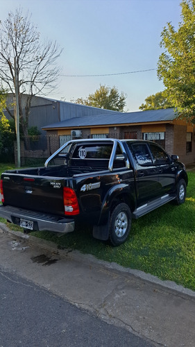 Toyota Hilux Pick-up 3.0 I Srv Cab Doble 4x4 (2009)