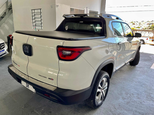 Imagem 3 de 9 de Fiat Toro 2019 2.4 Volcano 16v Flex 4x2 Aut. 4p