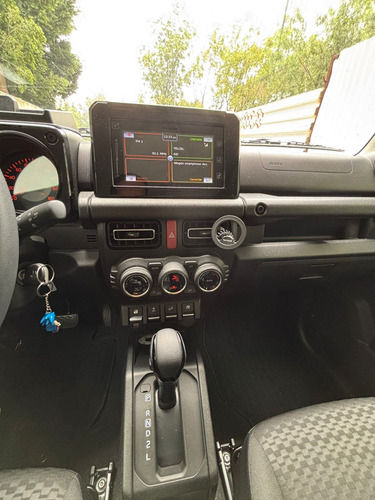 Suzuki Jimny 1.5 Glx At